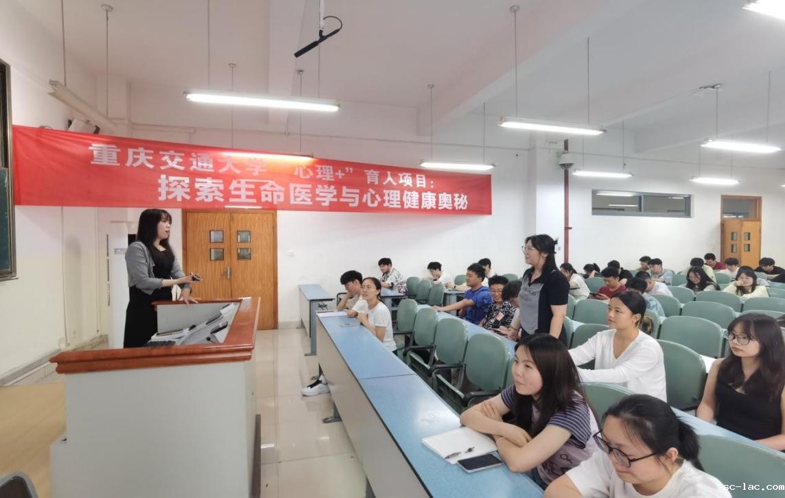 c0bf3fcb8e0c3a45ef95c1964651f528