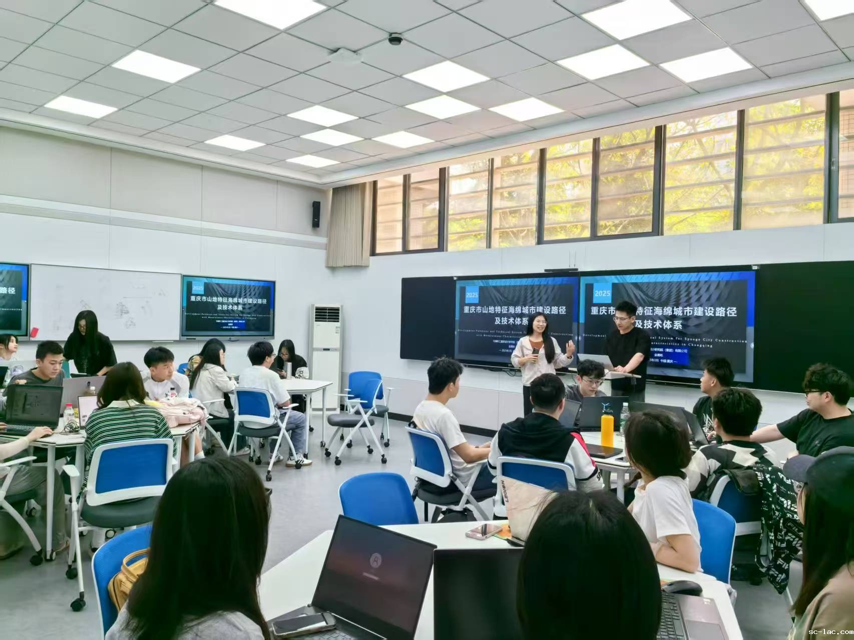 0893c2c9ed2cbb6e601fc745f625628