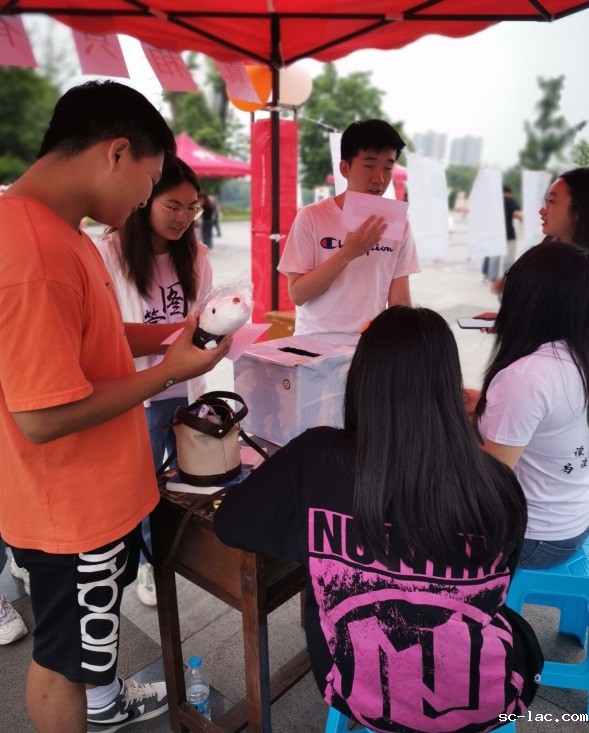 说明: D:\My Documents\Tencent Files\421219027\Image\C2C\FCA9F2F679E4F9B6EF01CBC1AA03B377.jpg