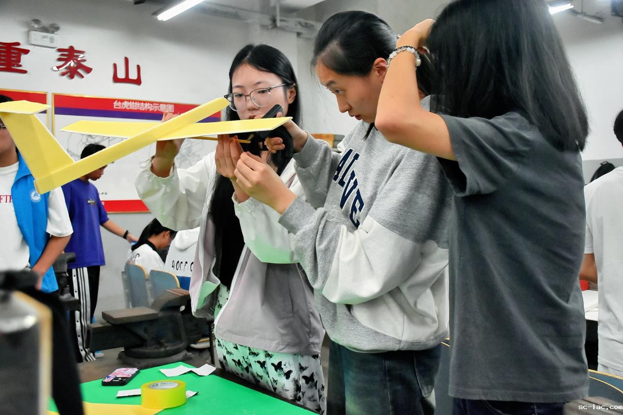 0b2eeb967463da0f2eb9f7a0524866e 0b2eeb967463da0f2eb9f7a0524866e